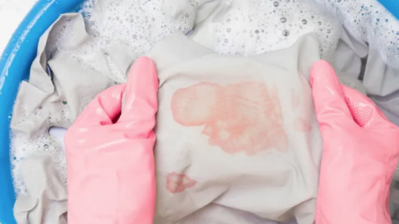 Foto - İşte bembeyaz gömleklerin gizli düşmanı! O iki hatayı sakın yapmayın...