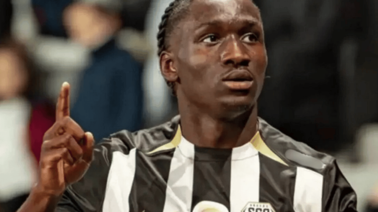 İşte bu hiç beklenmiyordu gerçekten! Fenerbahçe yeni forvetini Kadıköy'e getirmek üzere!