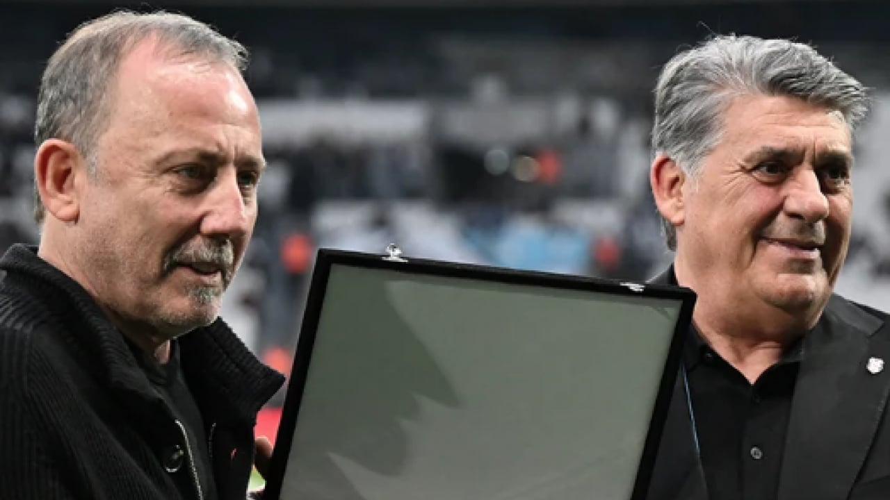 İşte bu hiç beklenmiyordu: Yıllardır Galatasaray ve Fenerbahçe'ye yazılıyordu ama...