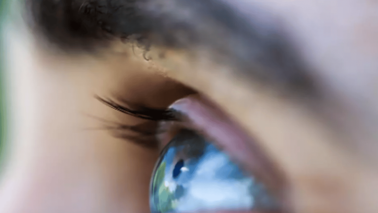 Foto - İşte bu istemsiz hareketin sebebi... Stresin yardım çağrısı: Göz seyirmesi neden olur?