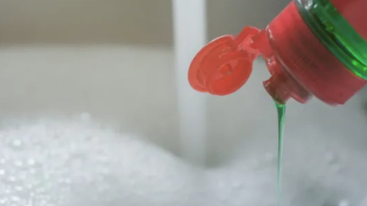 Foto - İşte bulaşık deterjanının asla değmemesi gereken 7 yer!