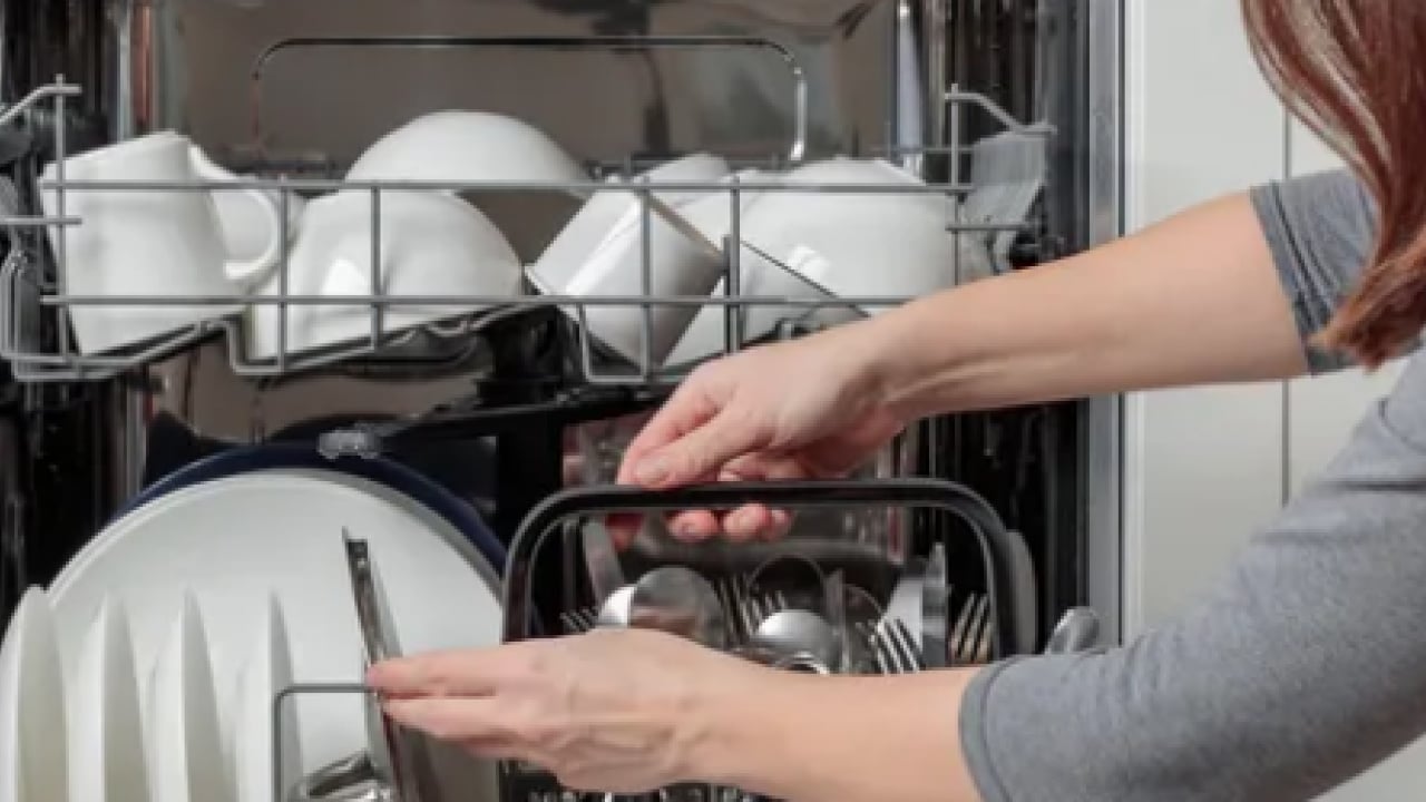 Foto - İşte bulaşıklarınızı gece boyunca bulaşık makinesinde bırakmamak için 5 neden