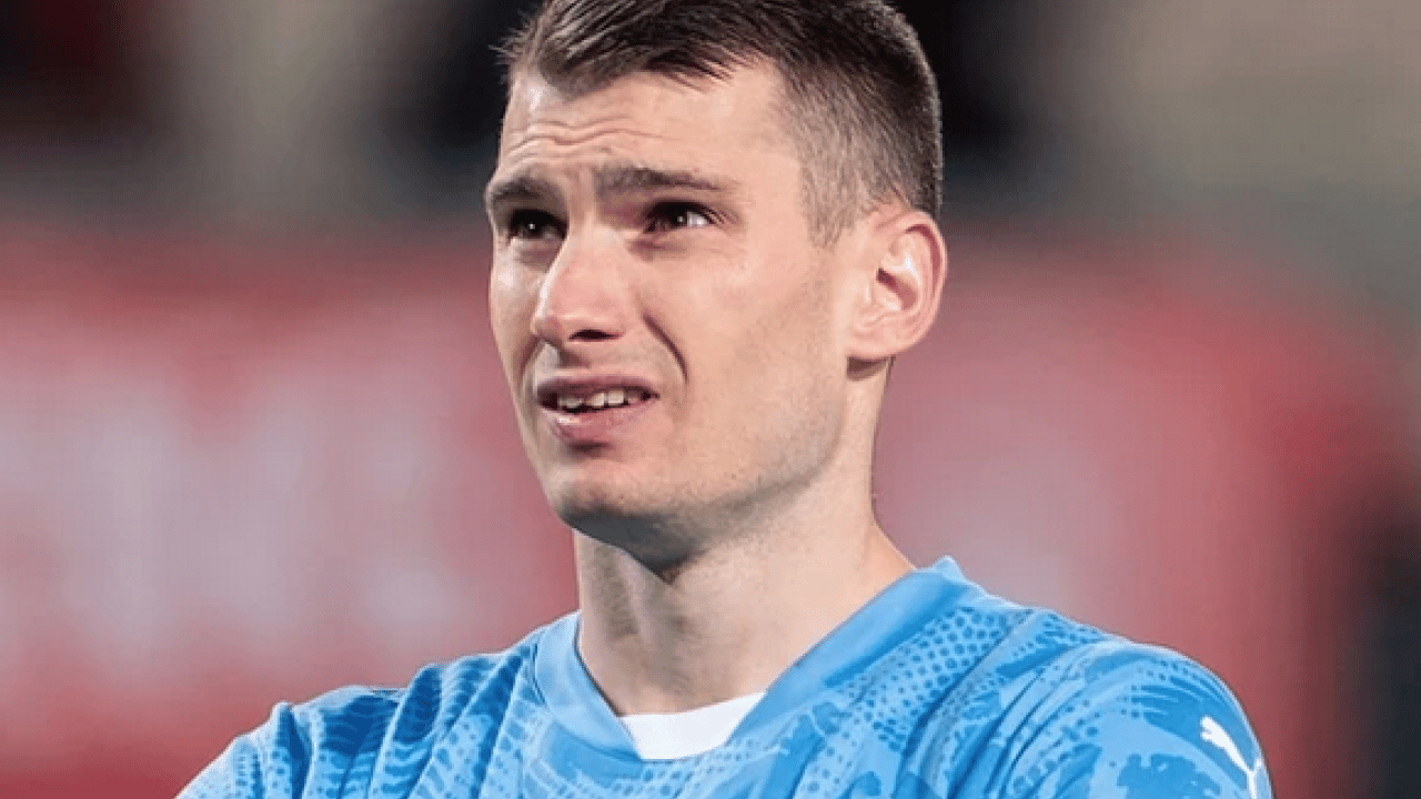 Foto - İşte büyük kaleci diye yutturulan Livakovic'in geldiği son nokta! Yazık ki ne yazık..