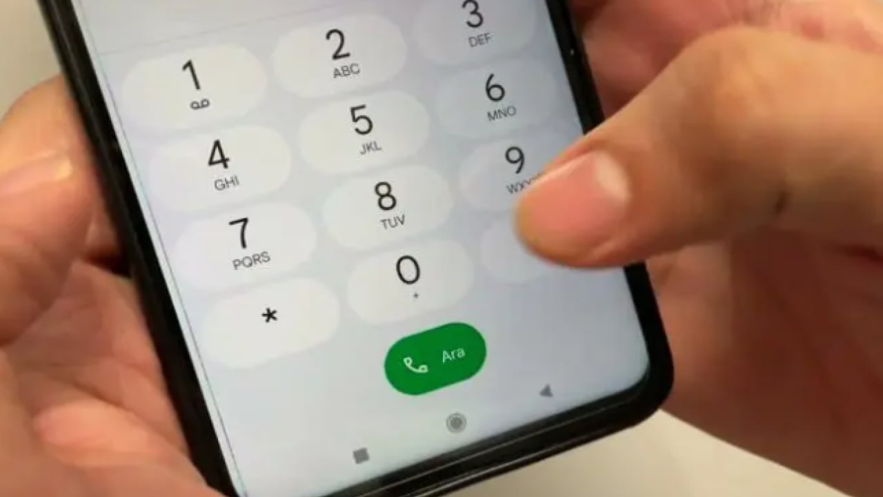 İşte dünyanın en pahalı telefon numarası! Fiyatı dudak uçuklattı!