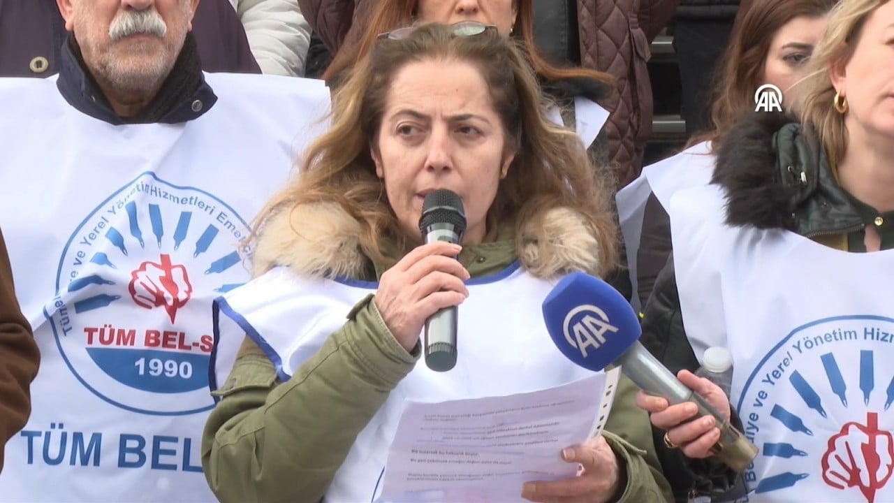 Foto - İşte emeklilere ve işçilere bol keseden vaat verenler! CHP’li belediye çalışanının parasına çöktü