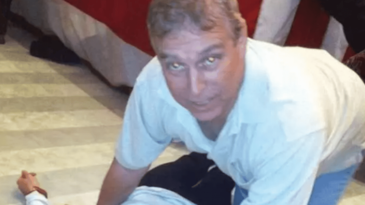 Foto - İşte Epstein'in listesine eklenen yeni ünlüler! O isim kıskandığı için ada satın almış!