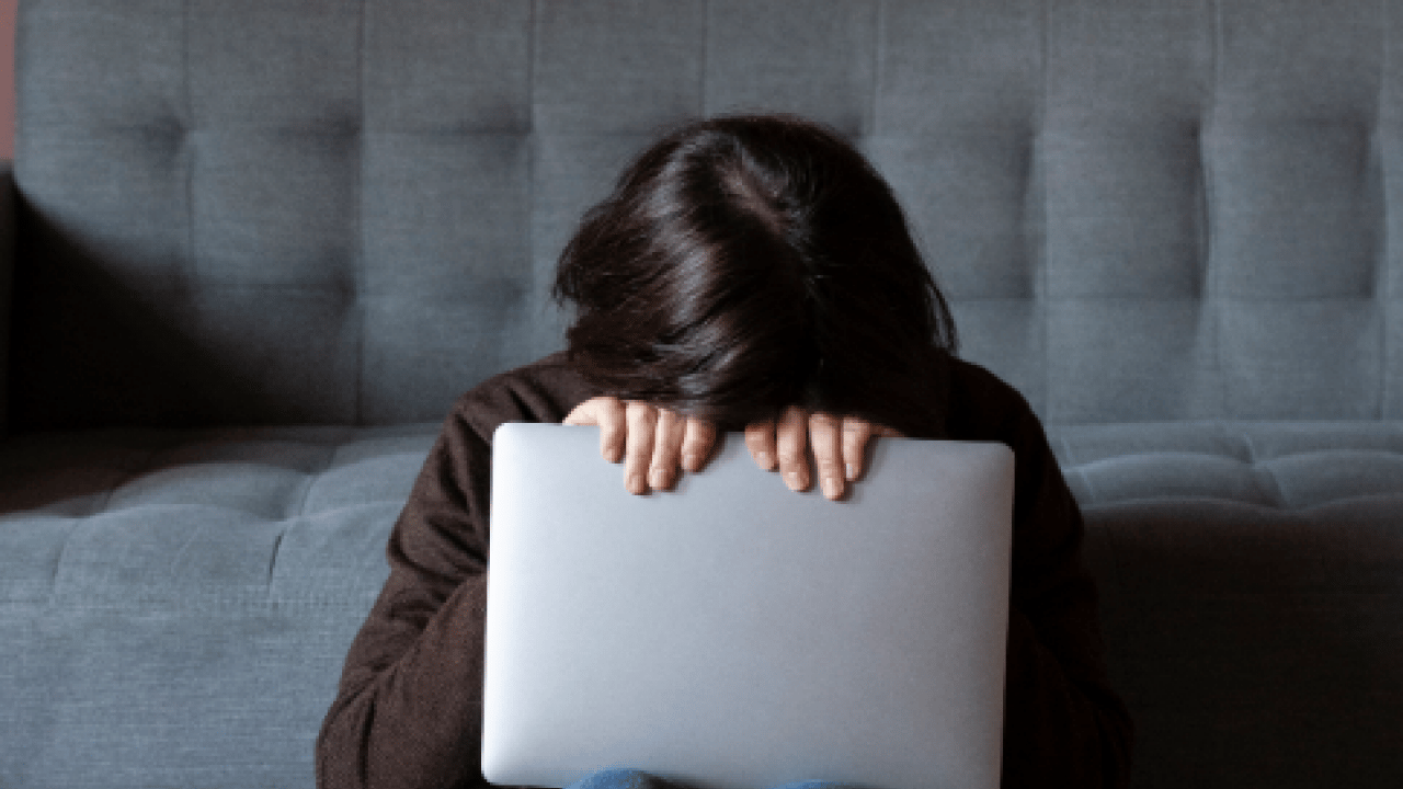 Foto - Her 6 kişiden 1'i yalnızlıktan etkileniyor... 