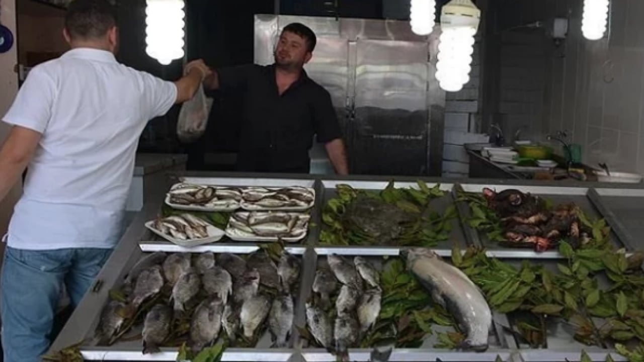 Foto - İşte o hatalar... Balık yerken iki kez düşünün: Meğer yanlış tüketince zehirden farkı kalmıyormuş