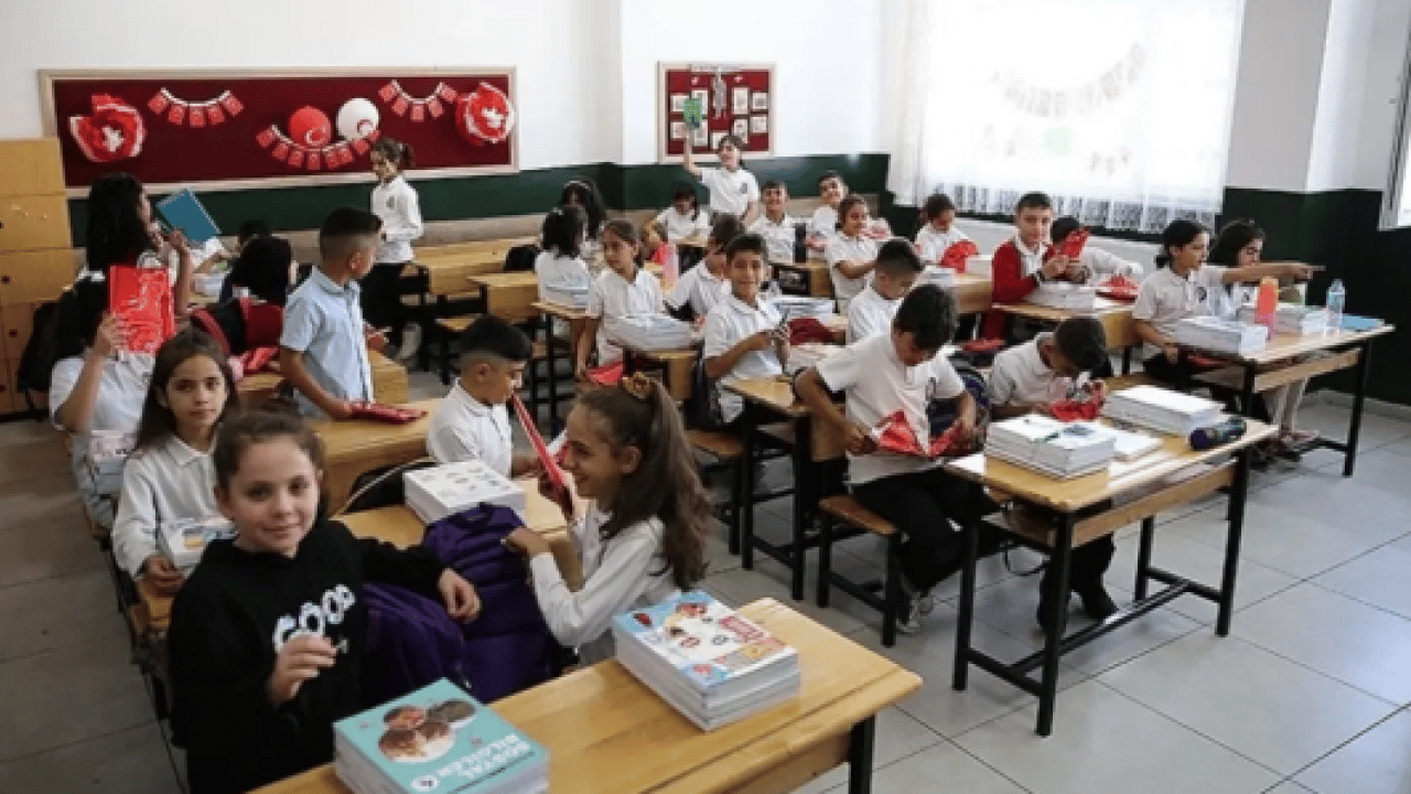 Foto - Nifak tohumları ekmek isteyenlere inat: İşte tatil dönüşü ilk ders!!!