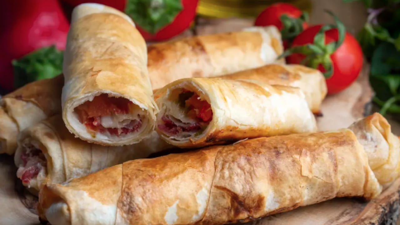 Foto - İşte paçanga böreği tarifinin en lezzetli hali: İçi akışkan dışı çıtır! Sofrada kapış kapış gidecek