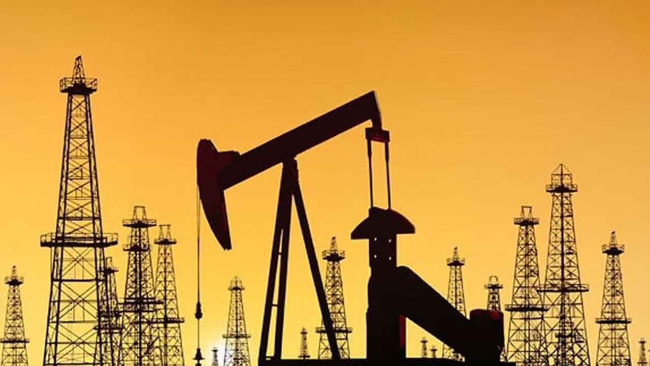 Foto - İşte Şeriat'ın bereketi: Her yerden petrol fışkırmaya başladı