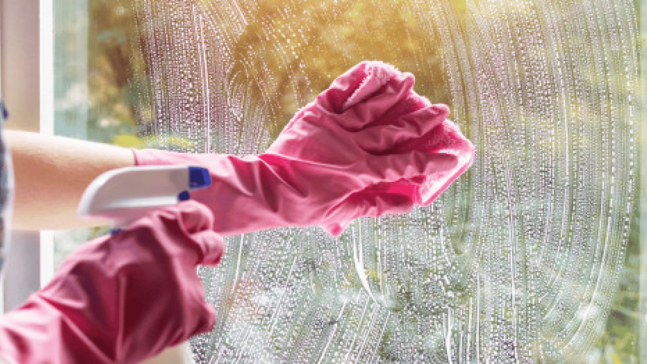 Foto - İşte temizliğin sırrı: Camları böyle silin! 1 damlada ne iz kalıyor ne leke