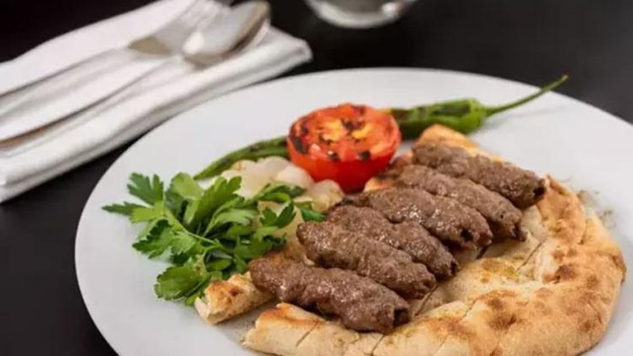 Foto - İşte ustaların sır gibi sakladığı köfte formülü! Bu yöntemle lokum gibi oluyor, lezzeti 10 kat artıyor