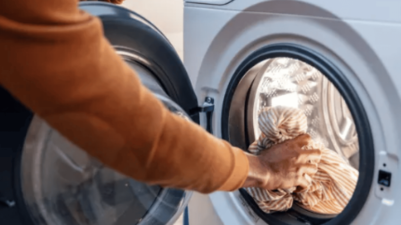 Foto - İşte ütü derdini tarihe karıştıran 3 sihirli hamle! Kıyafetleriniz jilet gibi olacak... 