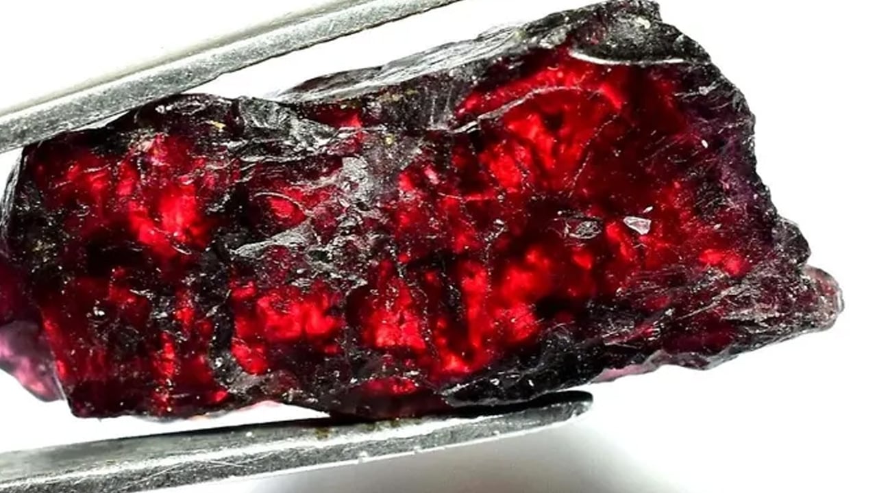 Foto - İşte dünyanın en pahalı 10 madeni! Yanında altın sönük kalıyor... Yerin yedi kat dibinden çıkan servet! 