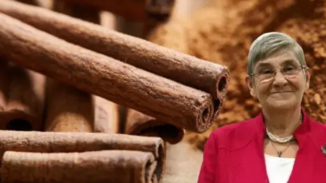  Canan Karatay ısrarla öneriyor: Balık kokusunu yok etmek için o baharatı ısıtın! Israrla tavsiye etti... Balığı böyle pişirin