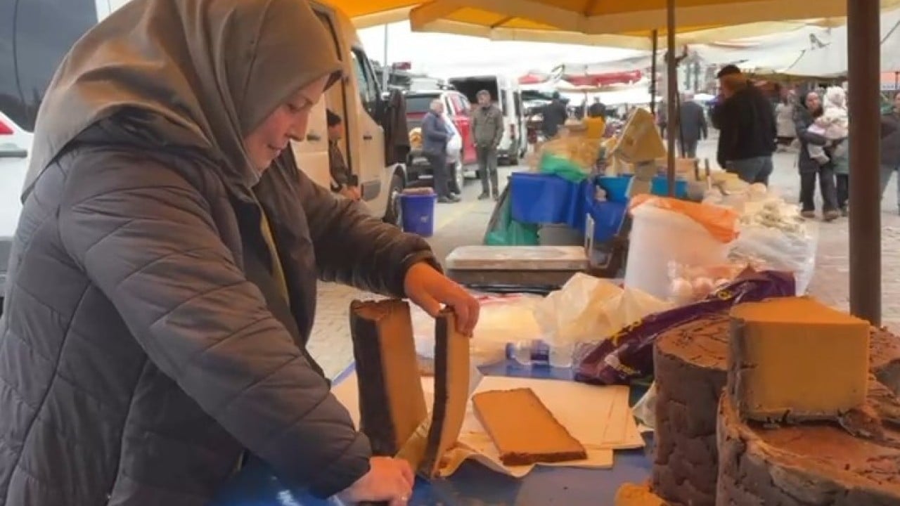 Foto - İsteyene bir kova dolusu mısır ekmeği