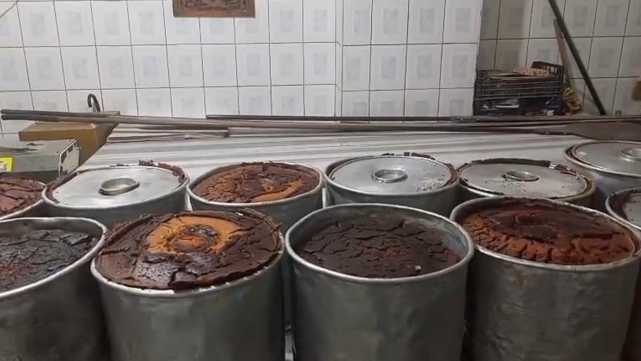 Foto - İsteyene bir kova dolusu mısır ekmeği