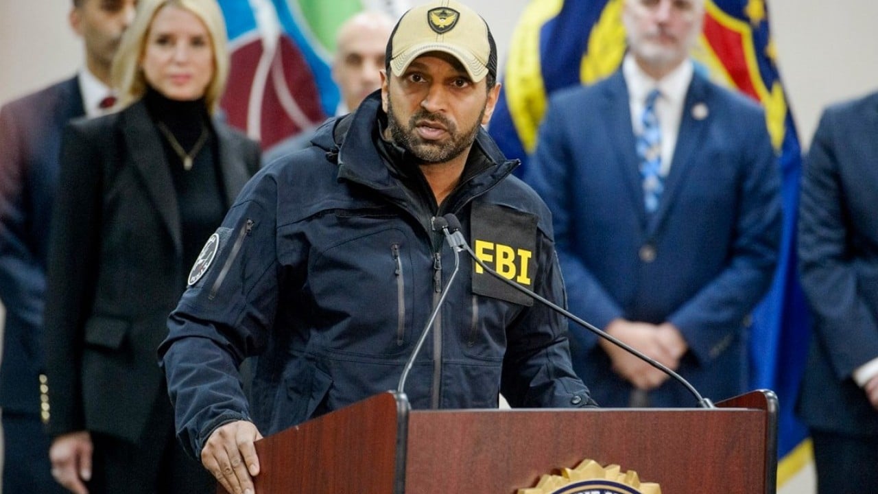 Foto - Akşamdan kalma olduğu iddia ediliyor! FBI’ya CHP tipi direktör