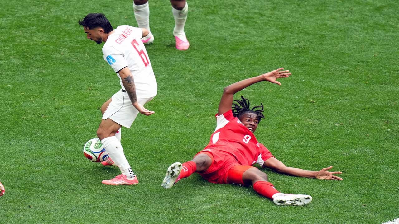 Foto - İsviçre, Kanada'yı devirdi! Her iki takım da son 32'ye turladı