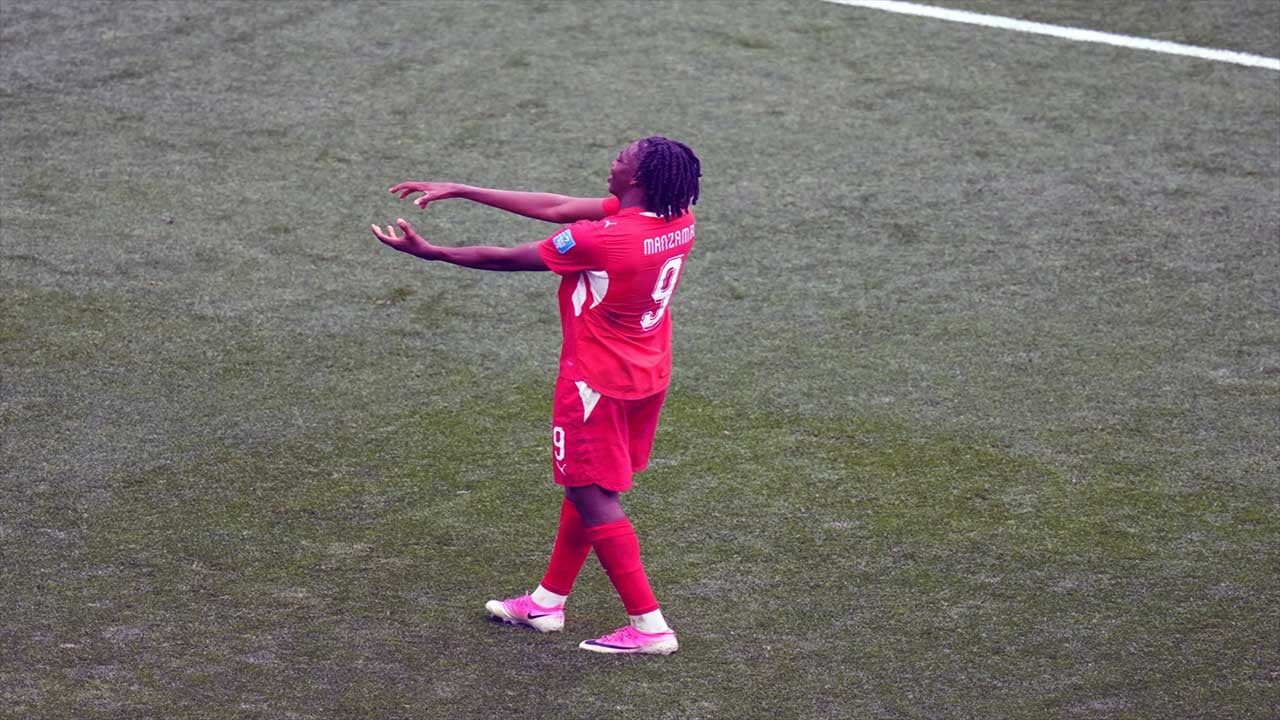 Foto - İsviçre, Kanada'yı devirdi! Her iki takım da son 32'ye turladı