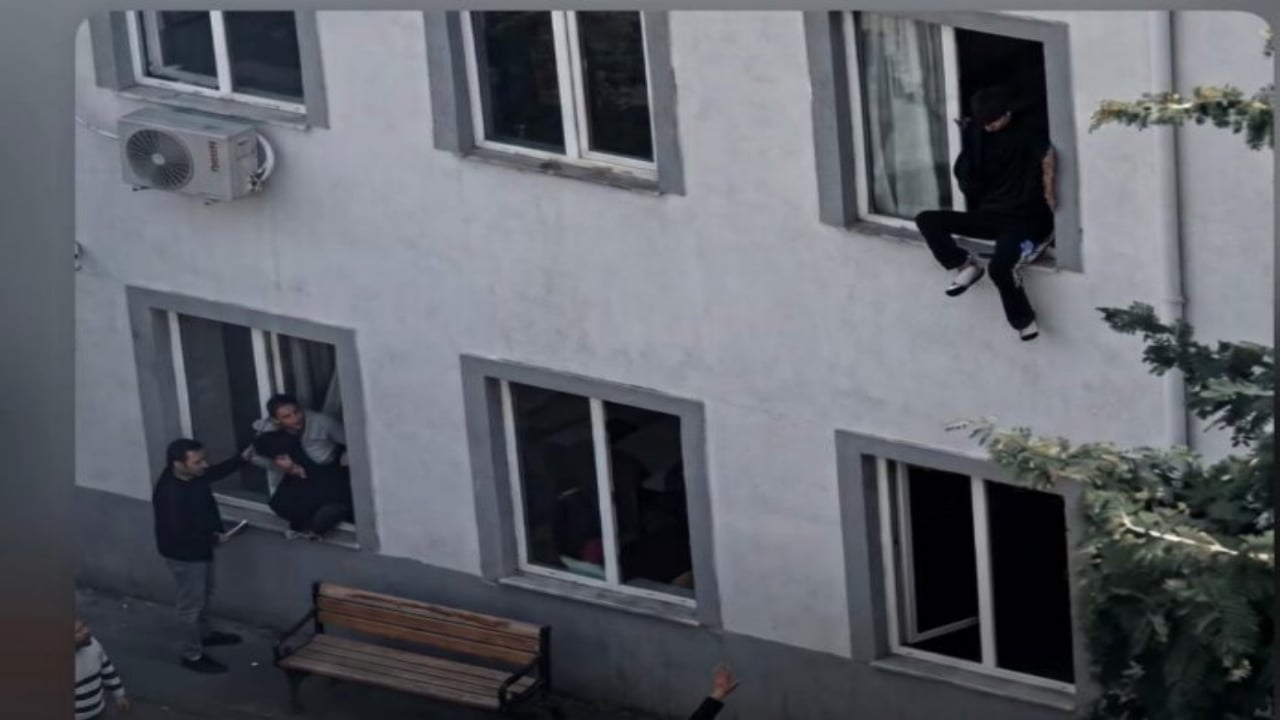 Foto - İsyan ettiren yeni görüntüler ortaya çıktı! Okul saldırganı, katliam öncesinde annesiyle bakın nereye gitmiş