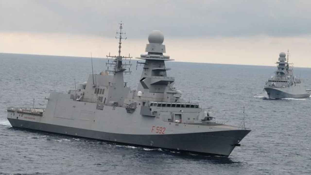 Foto - İtalya Türkiye ile büyük savunma anlaşmaları yapan ülkenin aklını çeldi: Uçak gemisi hibe ettiler