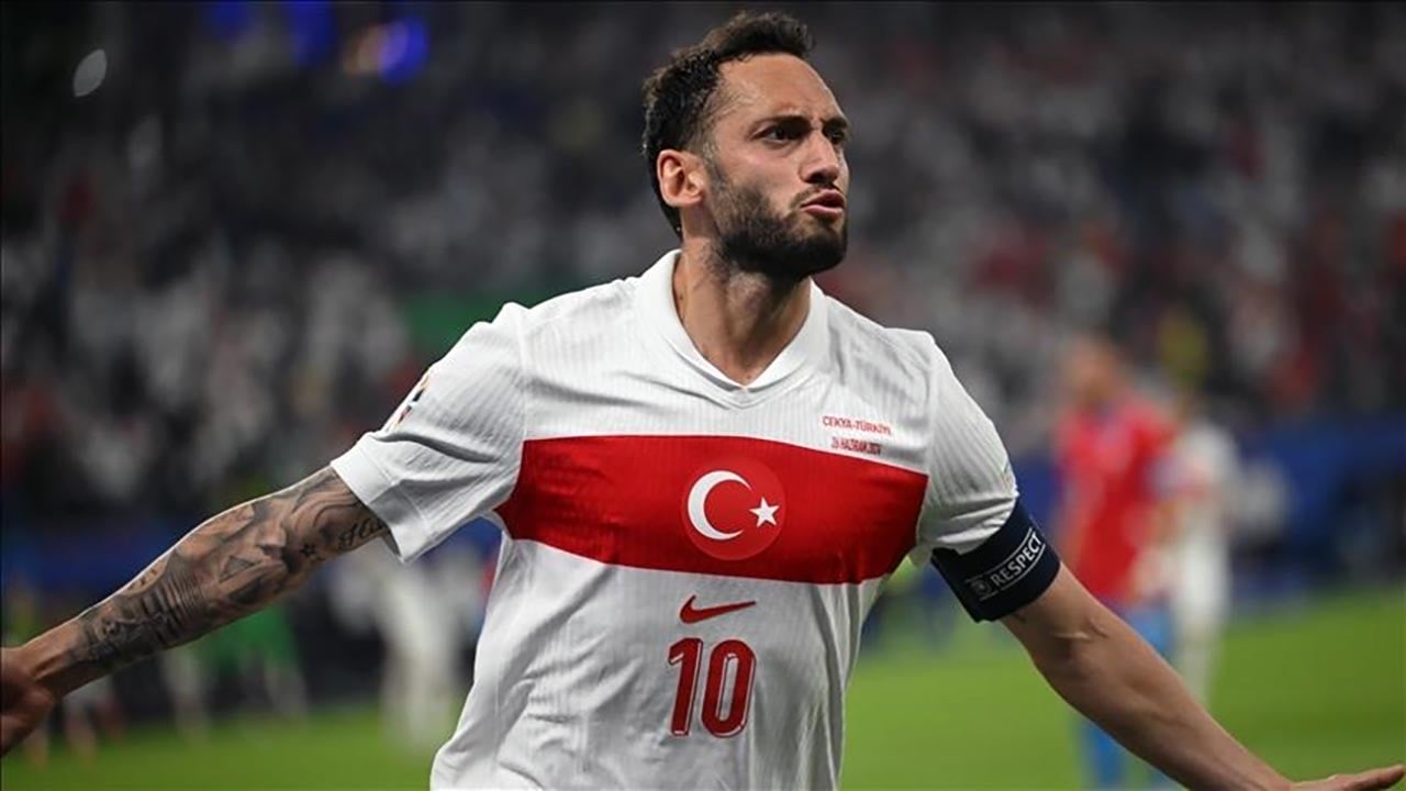 Foto - İtalya'da gündem Hakan Çalhanoğlu! Süper Lig'e mi geliyor?