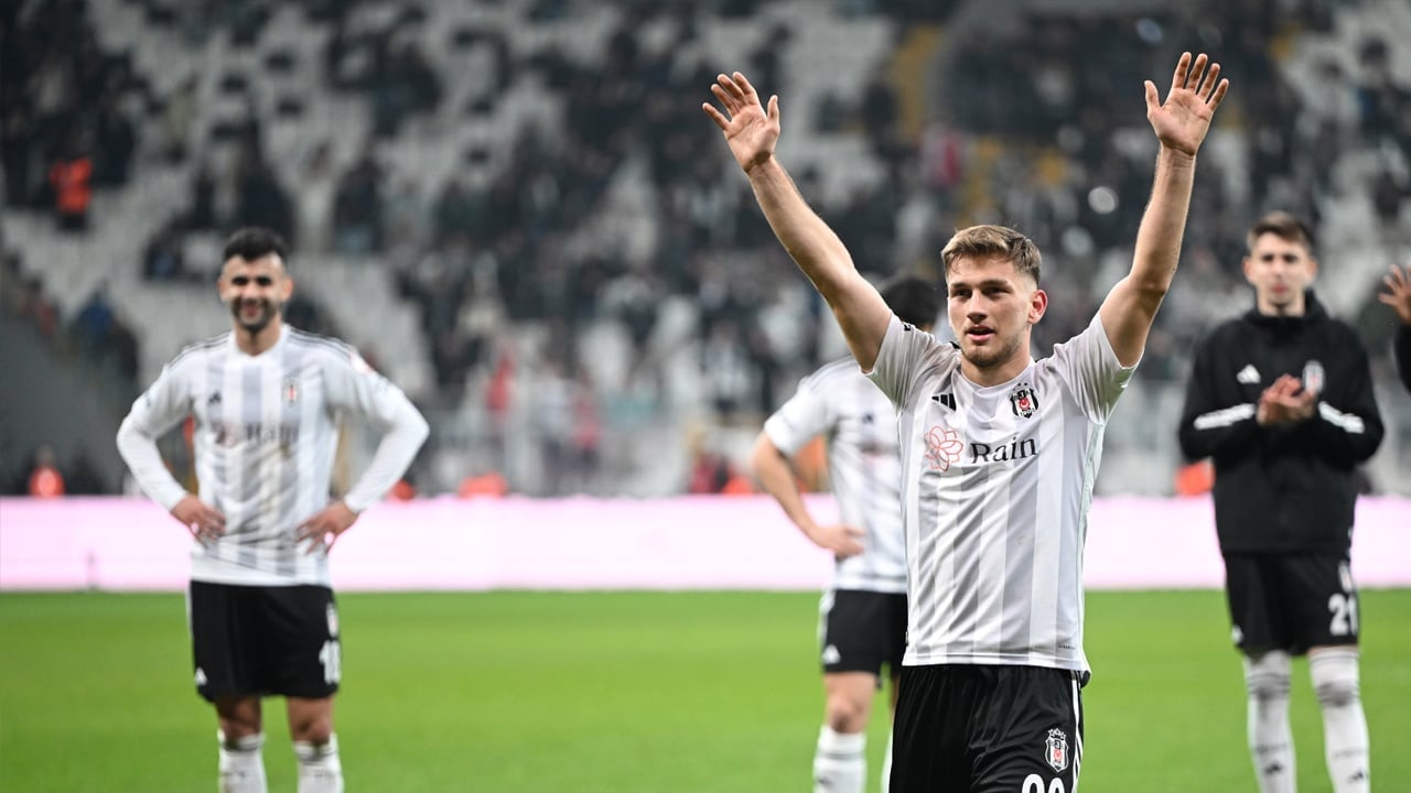 Foto - İtalya'dan beklenen haber... Semih Kılıçsoy Serie A'da siftah yaptı