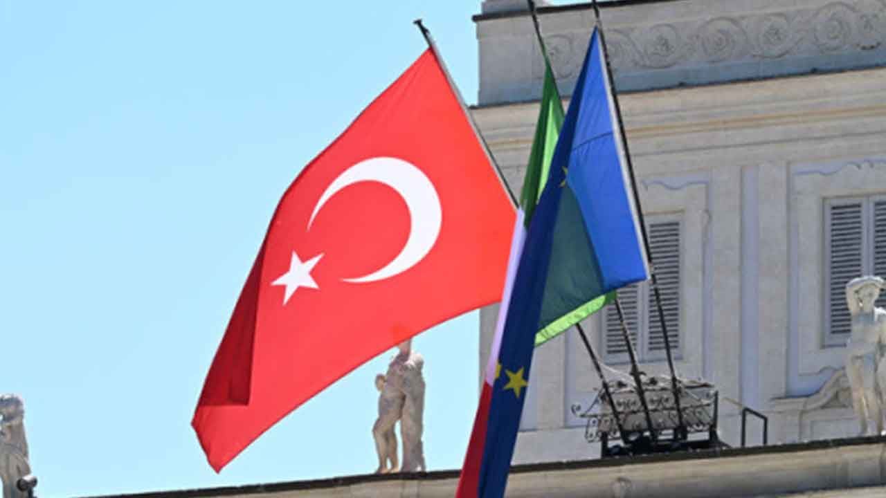 Foto - İtalya'dan çok konuşulacak çıkış: Türkiye'ye engel çıkarıyorlar