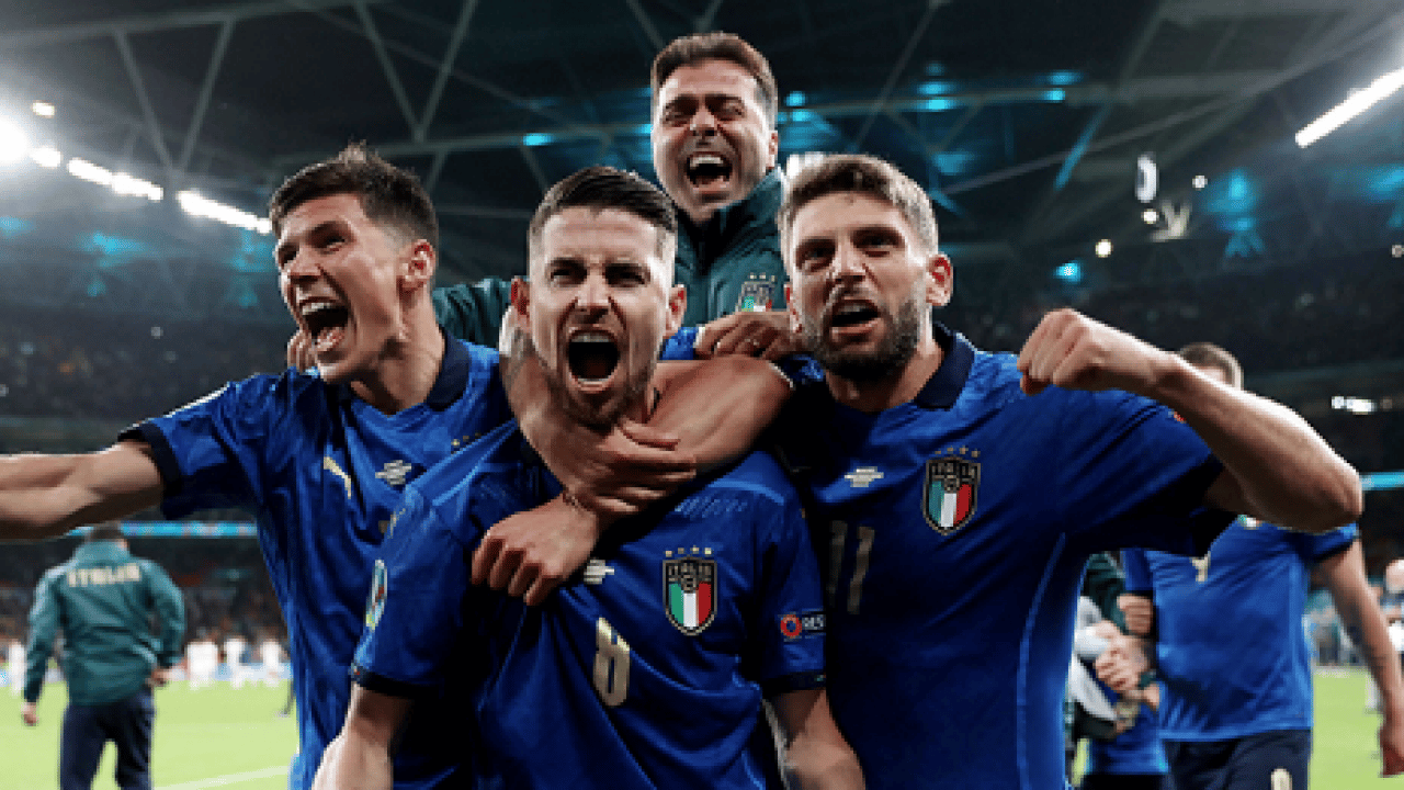 Foto - İtalyan bakan, İran yerine ülkesinin 2026 FIFA Dünya Kupası'na alınma önerisine büyük tepki gösterdi!