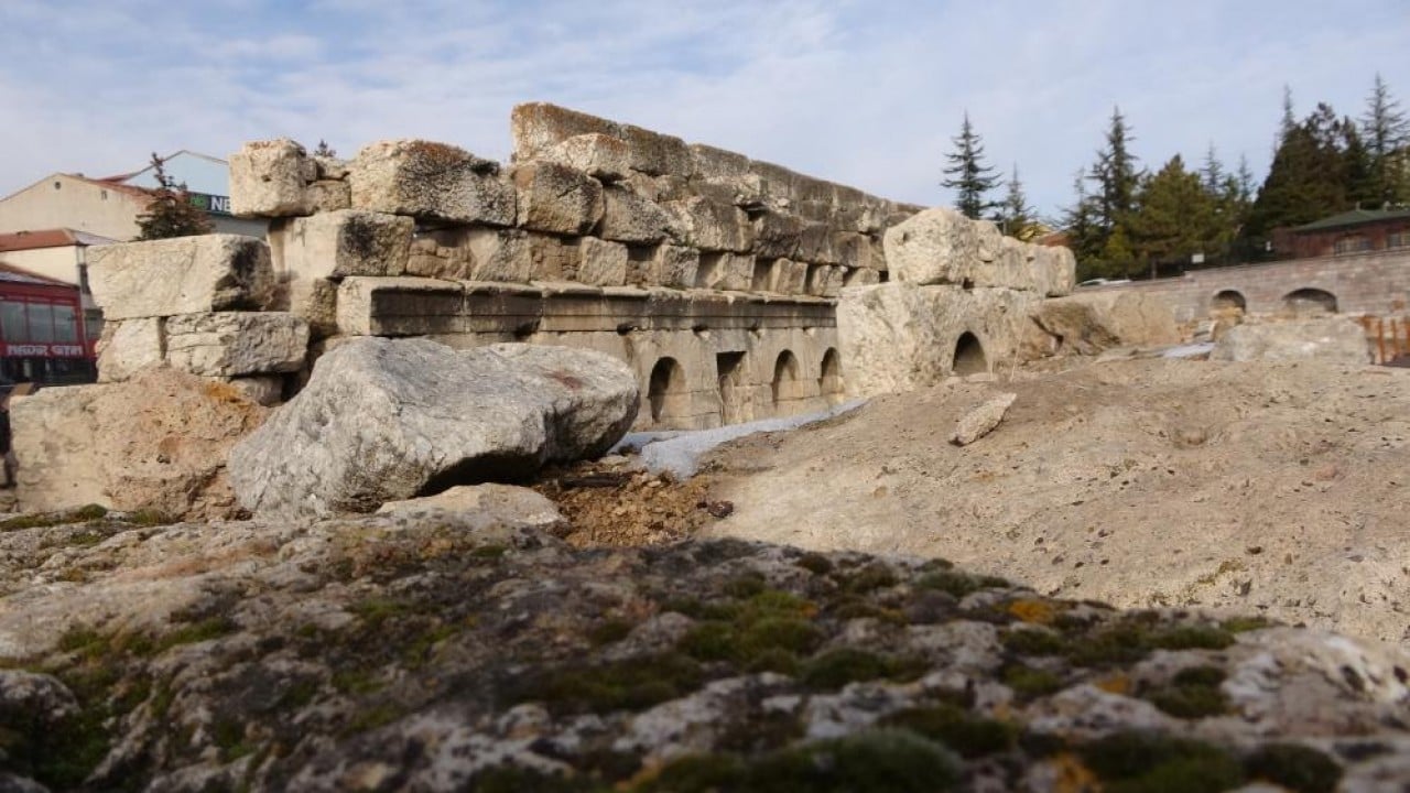 Foto - İzlemek serbest girmek yasak!