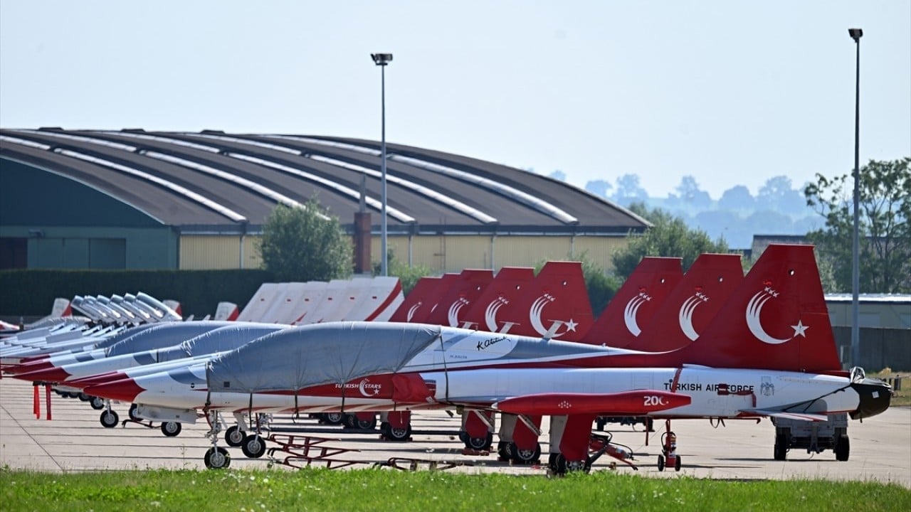 Foto - İzleyicilerden büyük alkış aldı Türk Yıldızları 45 dakikada Belçika'yı fethetti