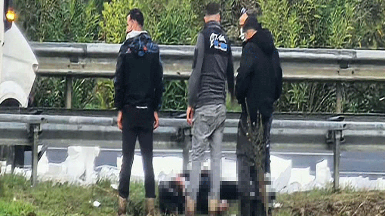 Foto - İzmir-Aydın Otoyolunda feci kaza