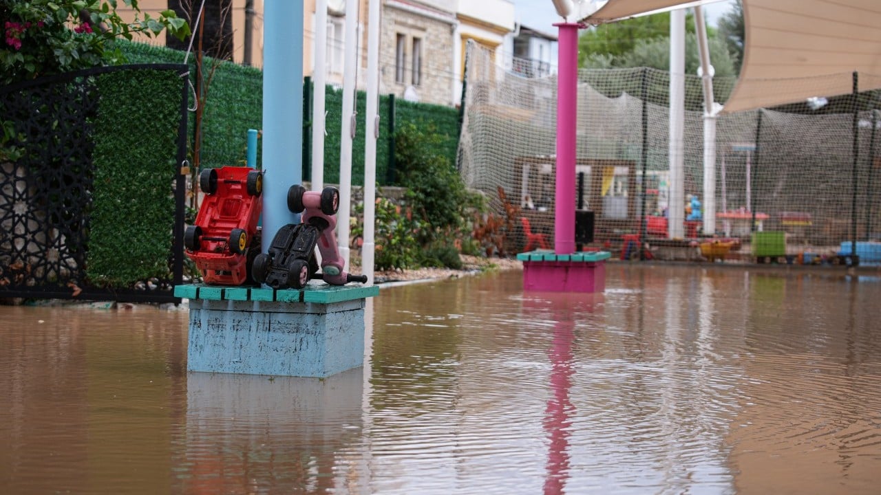 Foto - İzmir sele teslim oldu! Caddeler sular altında kaldı