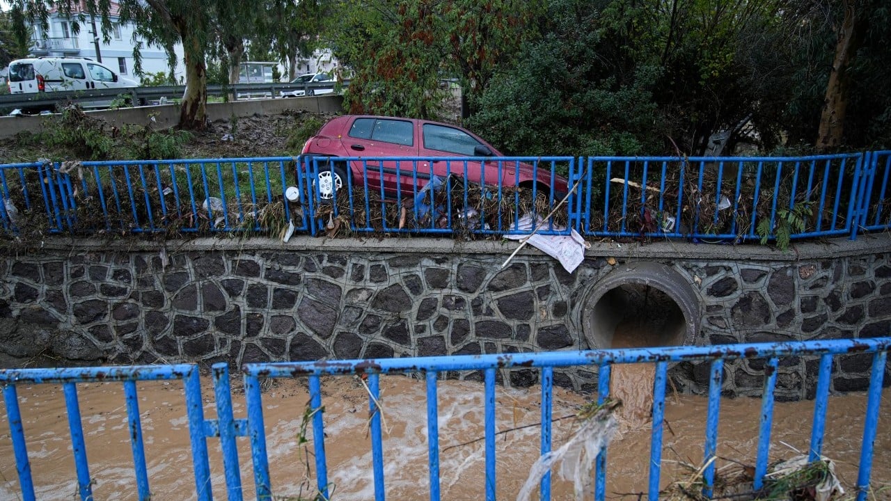 Foto - İzmir sele teslim oldu! Caddeler sular altında kaldı