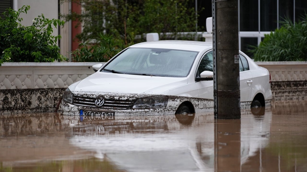 Foto - İzmir sele teslim oldu! Caddeler sular altında kaldı