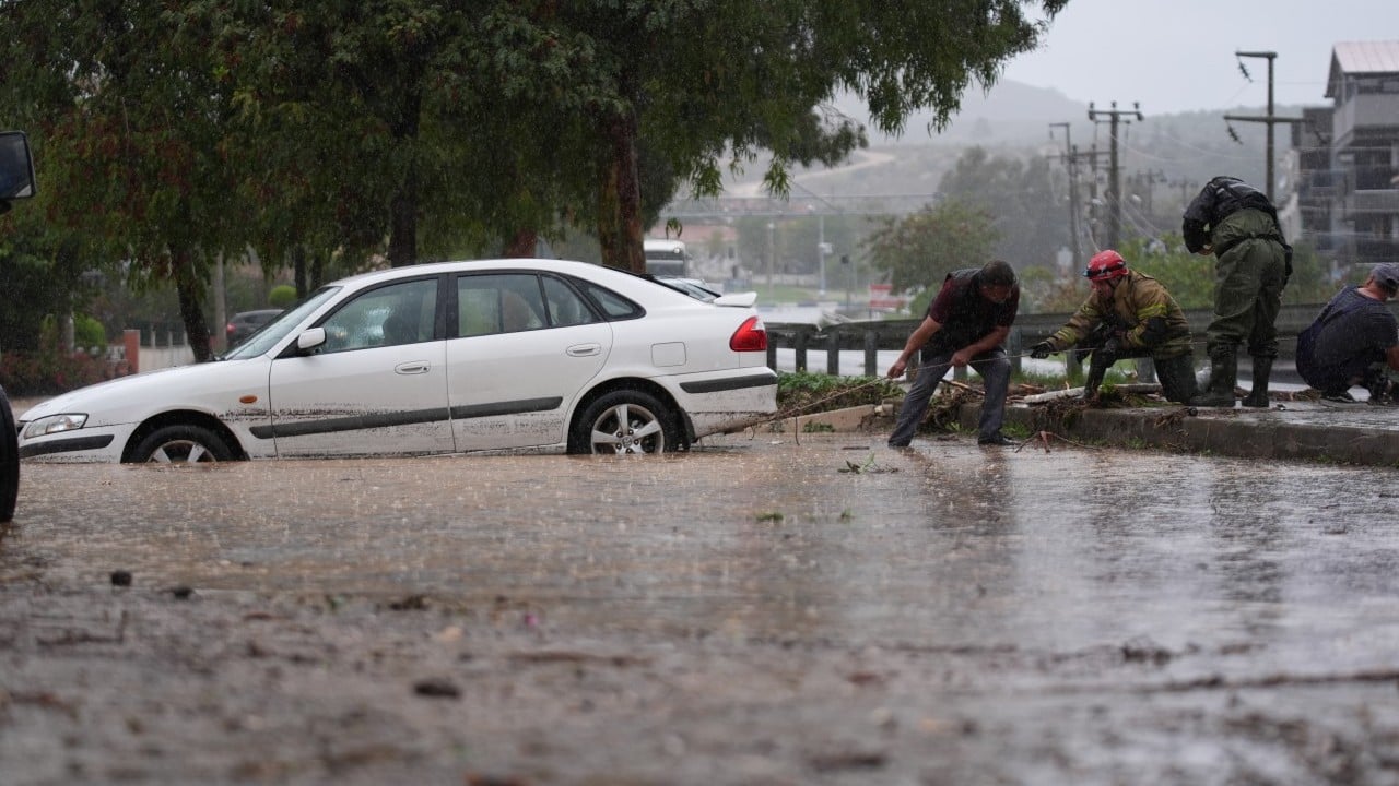 Foto - İzmir sele teslim oldu! Caddeler sular altında kaldı
