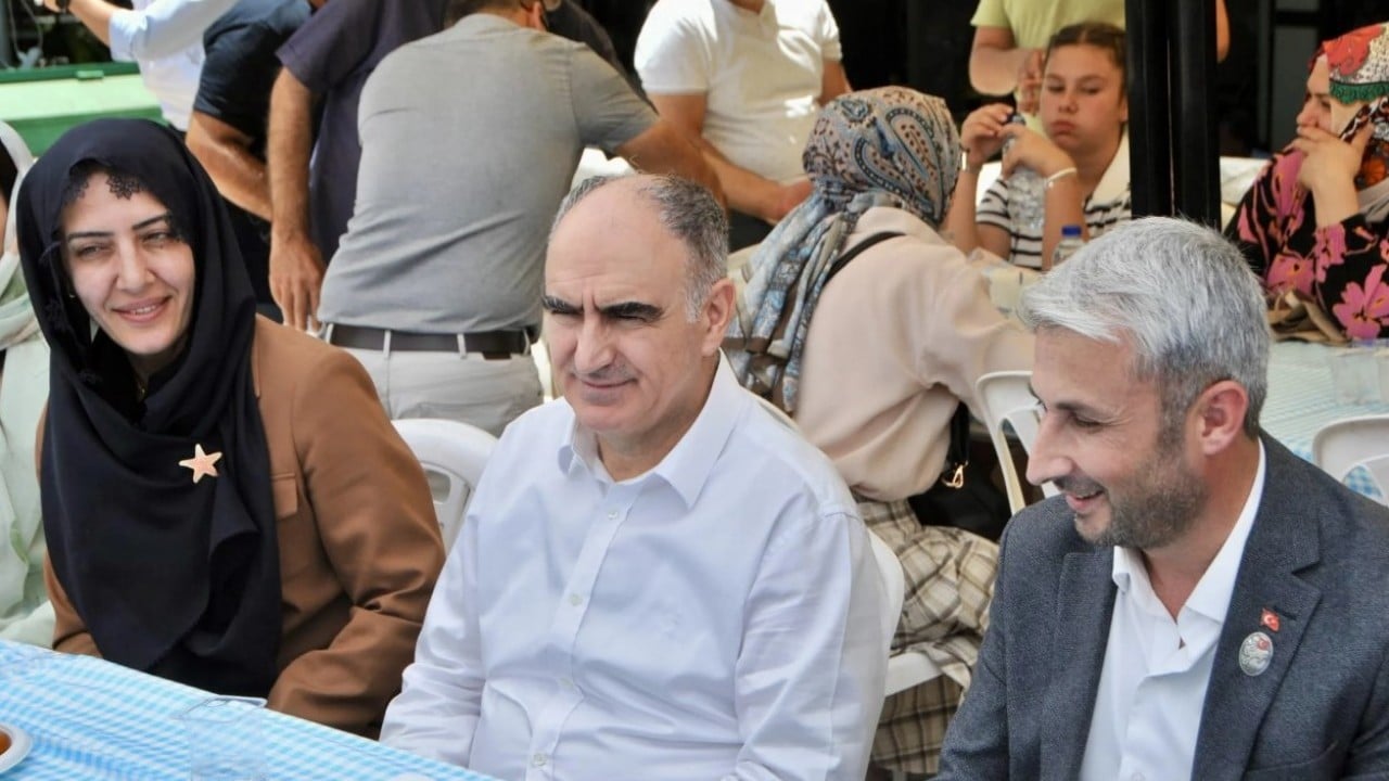 Foto - İzmir, Manisa ve Kocaeli'de 15 Temmuz etkinlikleri! 15 Temmuz şehitleri için mevlid okutuldu