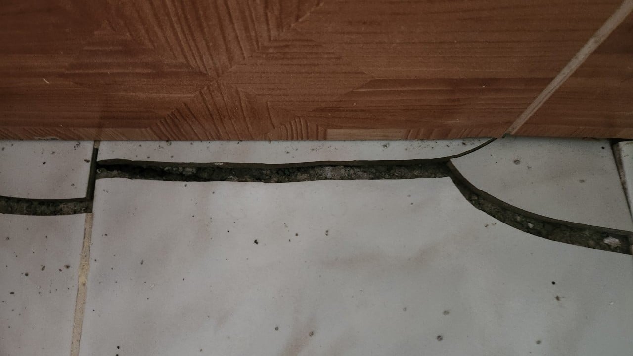 Foto - İzmir'de felaketin eşiğinden dönüldü! Evlerin duvarları çatladı, yollar kullanılamaz hale geldi