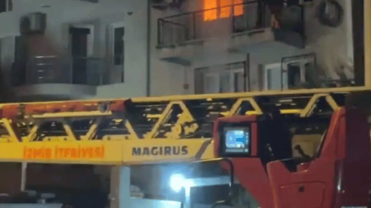 Foto - İzmir'de kahreden olay: Baba öldü, engelli oğlu entübe edildi!