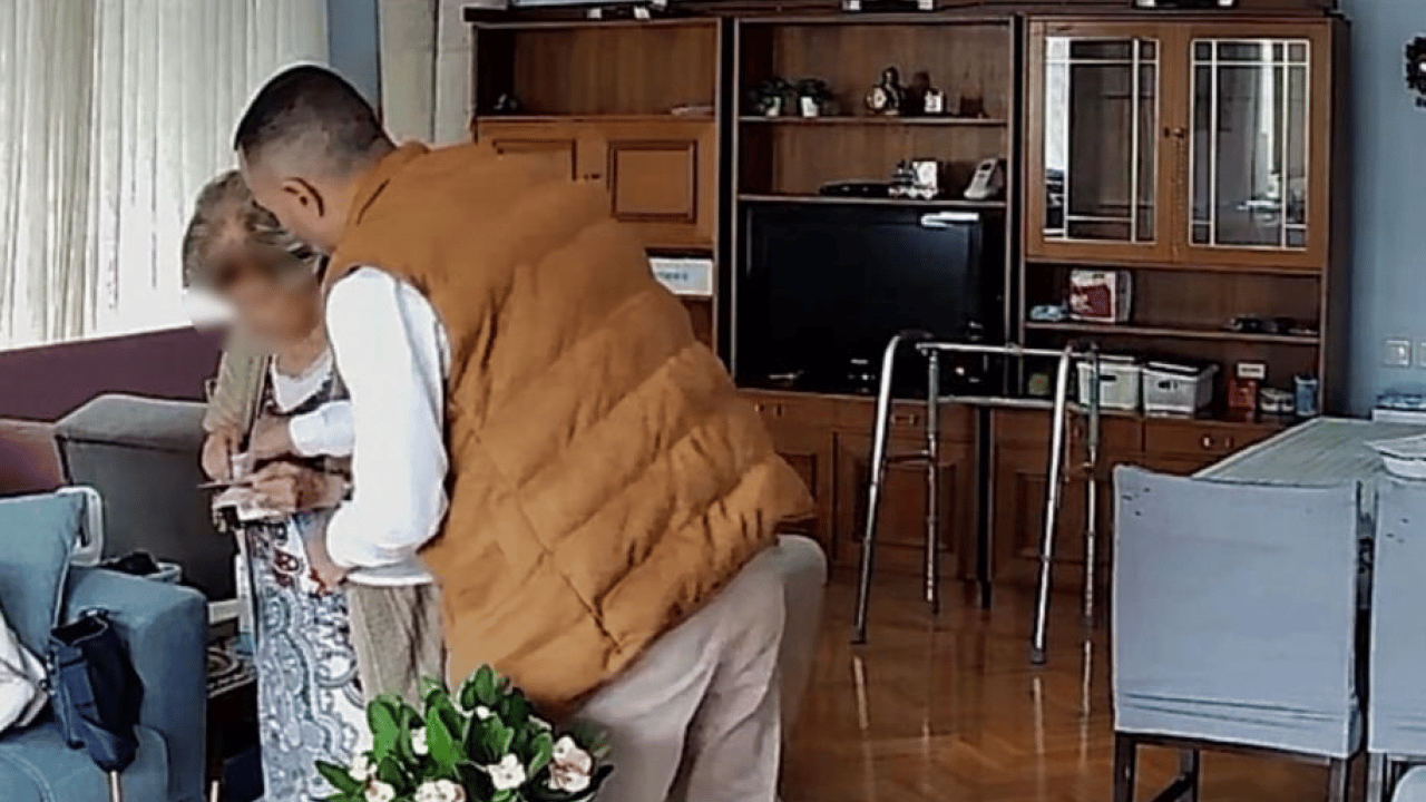 Foto - İzmir’de mide bulandıran olay: Manda yoğurdu satışı yalanıyla yaşlıları 'tırnakçılık'la dolandırdı