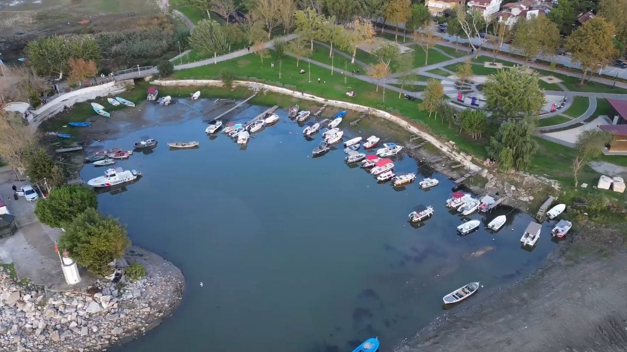 Foto - İznik Gölü alarm veriyor! Sular 350 metre çekildi