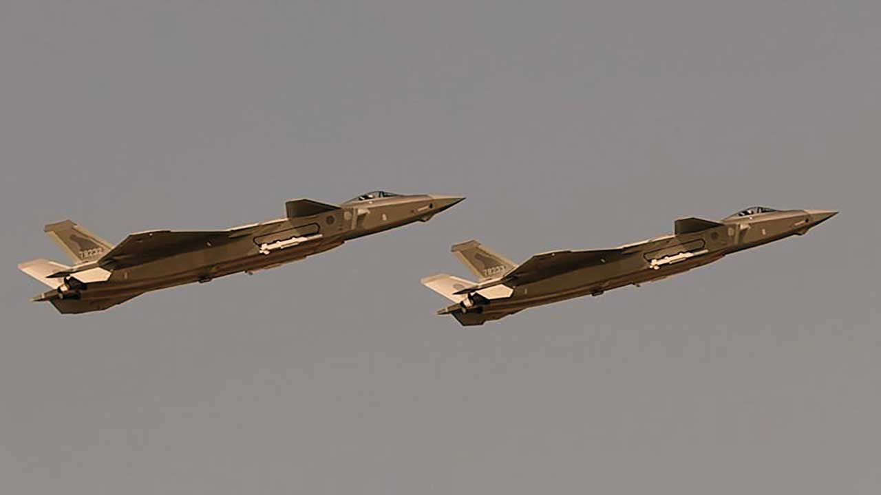 Foto - J-20S yeni bir meydan okuma! ABD'ye karşı oyunun kurallarını değiştiriyor