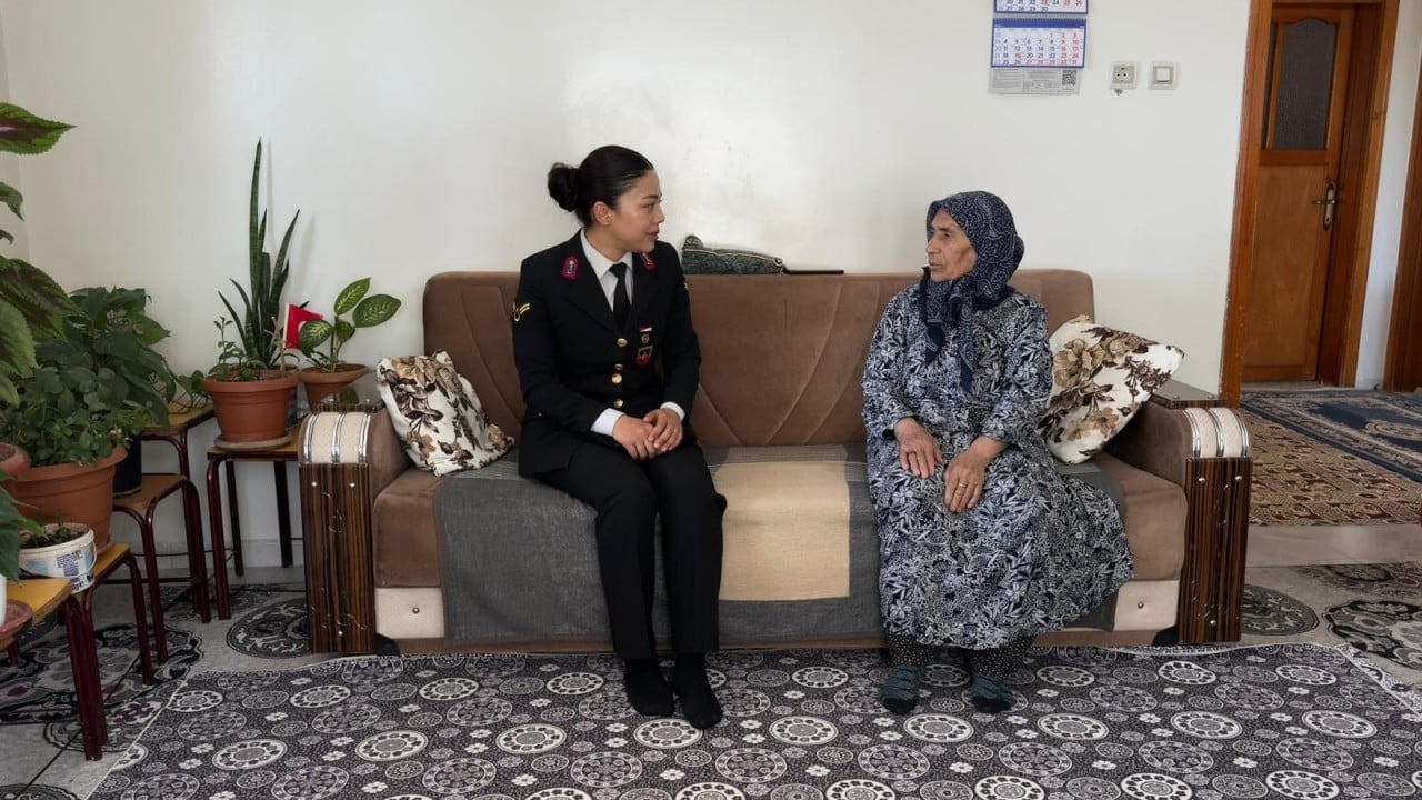 Foto - Jandarma personelinden Anneler Günü'nde çok anlamlı hareket