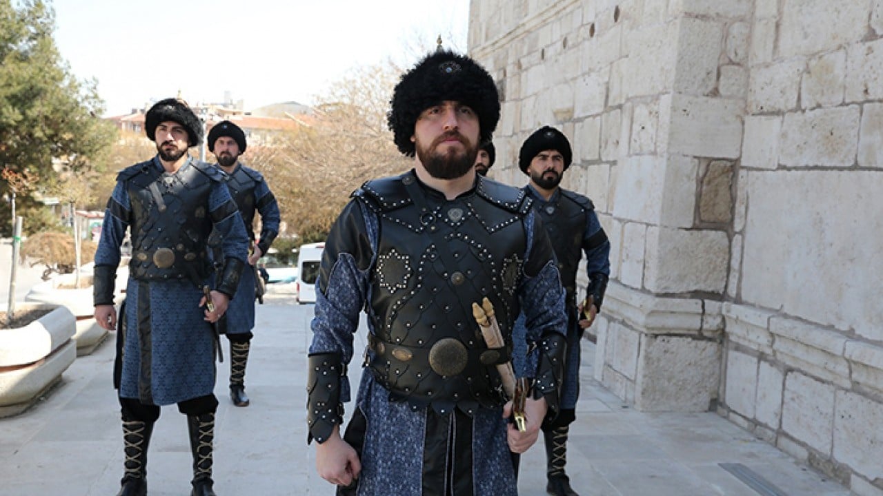 Foto - Jandarmadan Sultanlar Türbesi Saygı Nöbeti