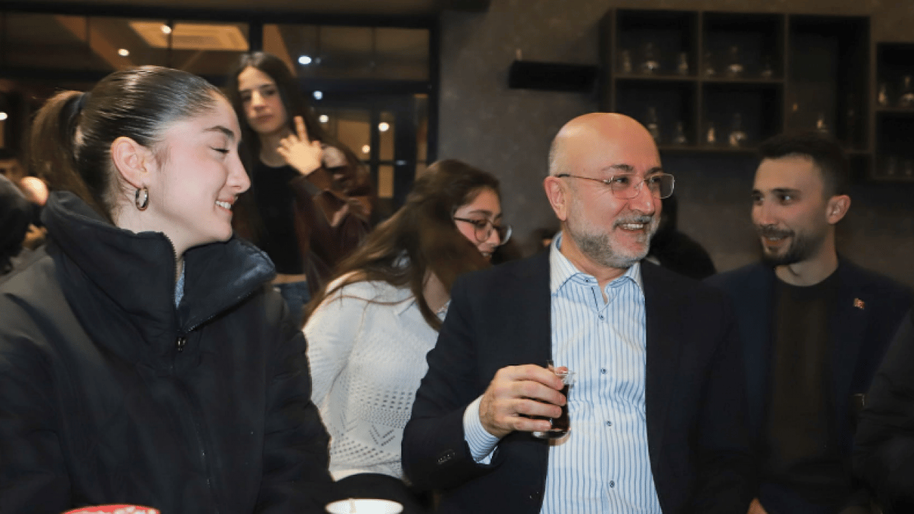 Foto - AK Parti Afyonkarahisar İl Başkanı Av. Turgay Şahin iftar programında...