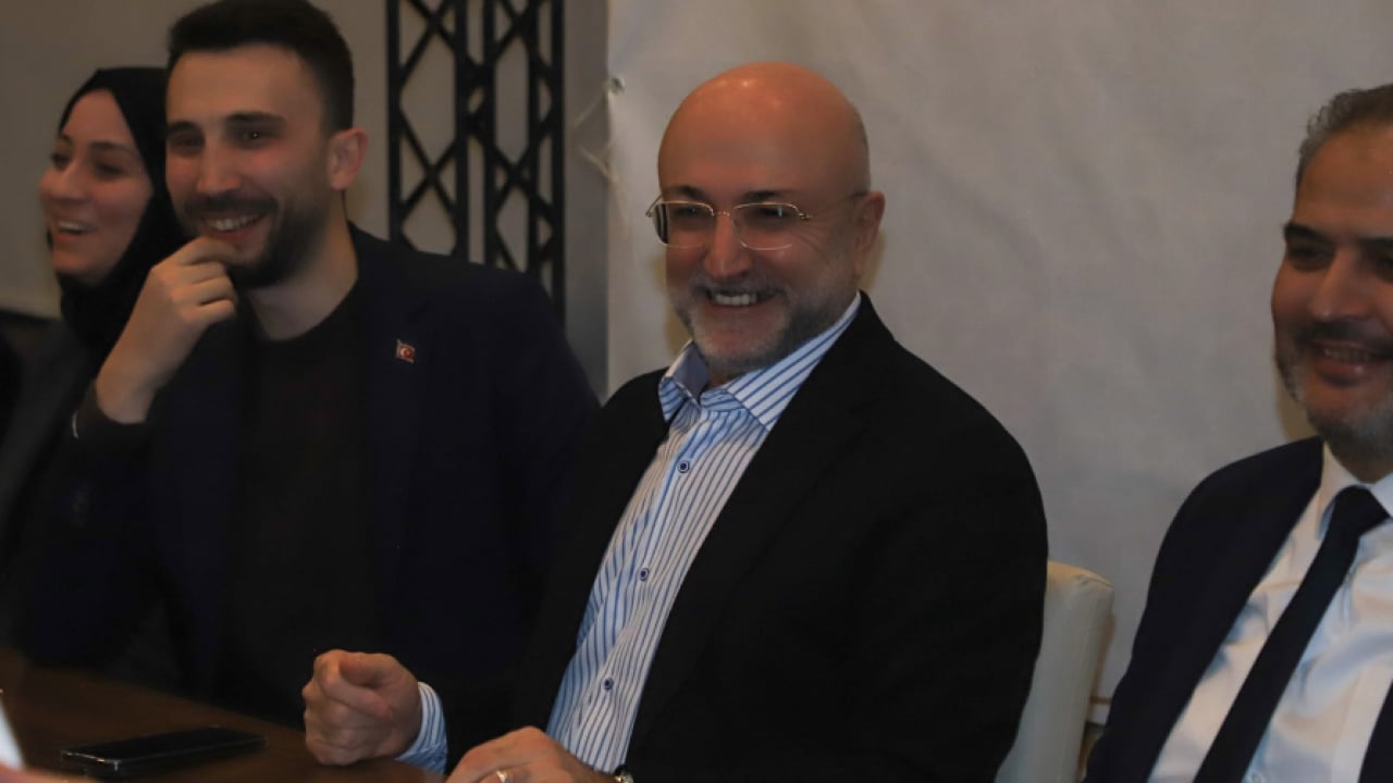 Foto - AK Parti Afyonkarahisar İl Başkanı Av. Turgay Şahin iftar programında...