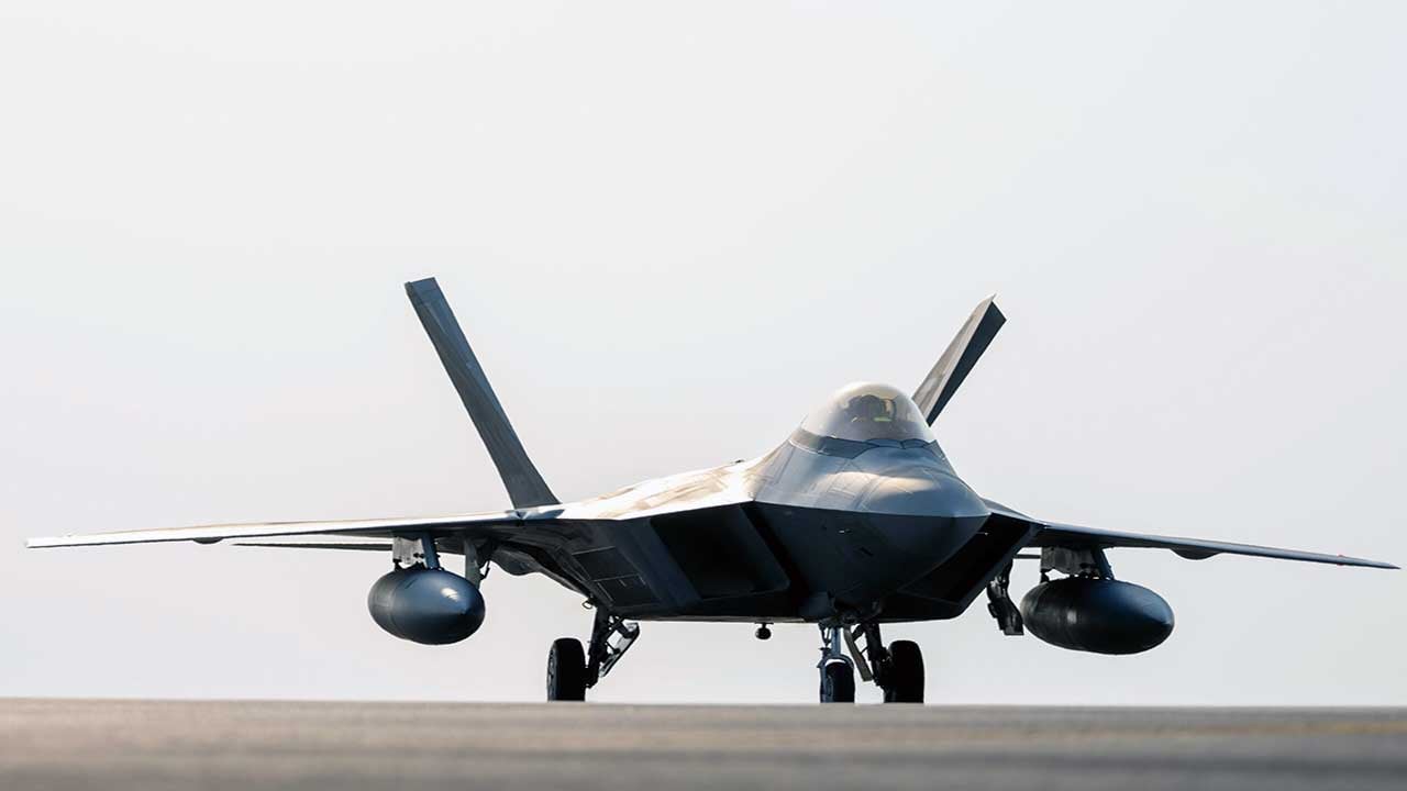 Foto - KAAN'ın bile atası olan F-22 kimseye satılmıyor! ABD en yakın müttefiklerine bile vermiyor