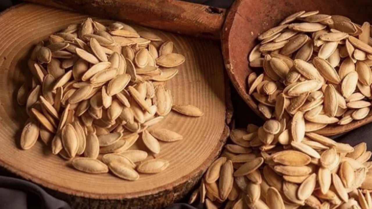 Foto - Kabak çekirdeği yiyin, ömrünüzü uzatın: 7 mucizevi faydaya kayıtsız kalmayın!